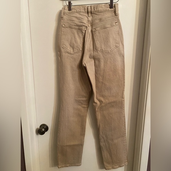 Abercrombie & Fitch 90’s Ultra High Rise Straight Leg Jeans - Picture 7 of 8